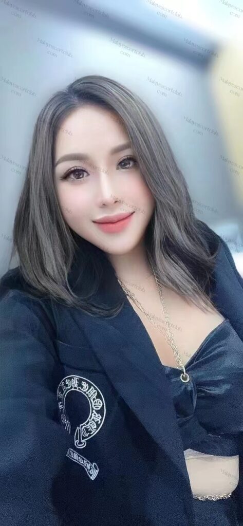 Vietnam Girl Lina